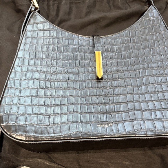 DeMellier the large Tokyo Black Croc Elegant Black Croc Shoulder Bag - Picture 2 of 8